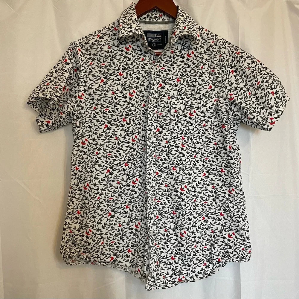 MONUMENT Men’s Cotton Button Down Short Sleeve Grey Red Leaf Small